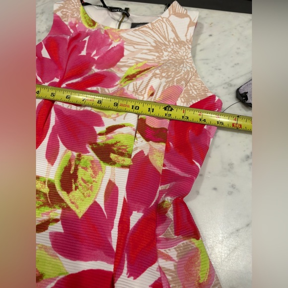 NWT, Women’s Vince Camuto, Floral Dress, Size 2 - Picture 11 of 13